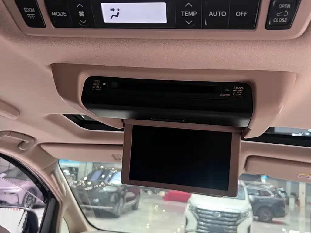 Toyota Alphard 2010 — фото 20