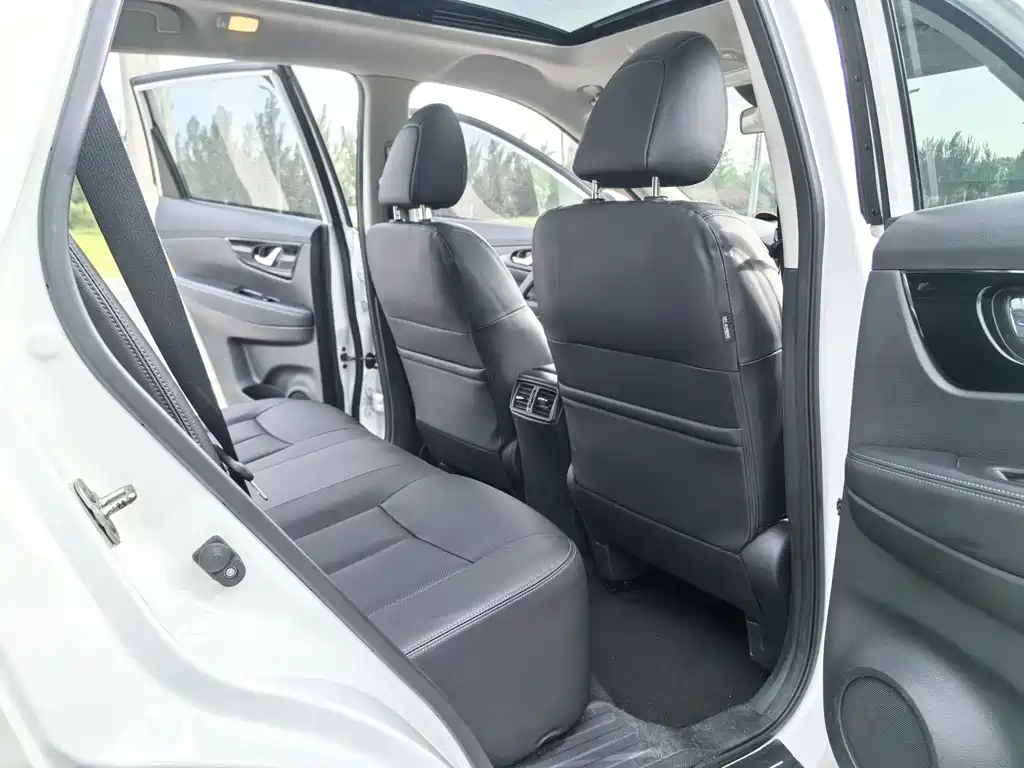 Nissan X-Trail 2023 — фото 14