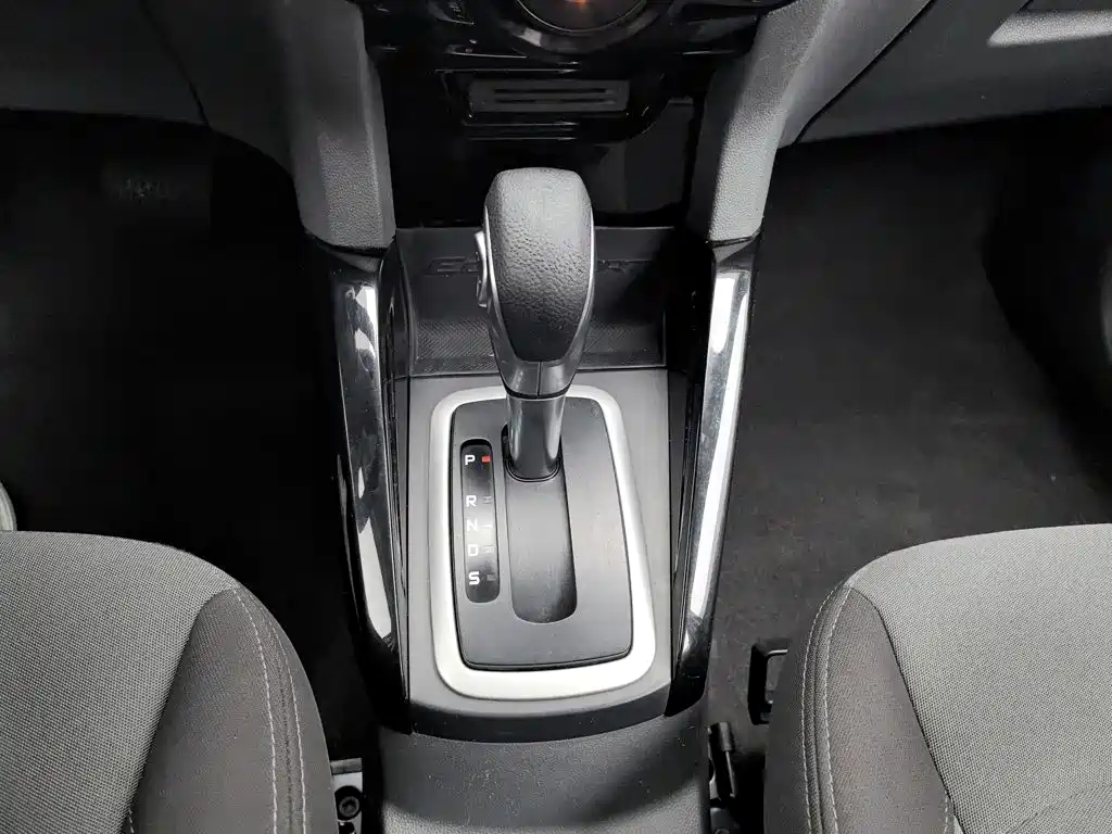 Ford EcoSport 2016 — фото 13
