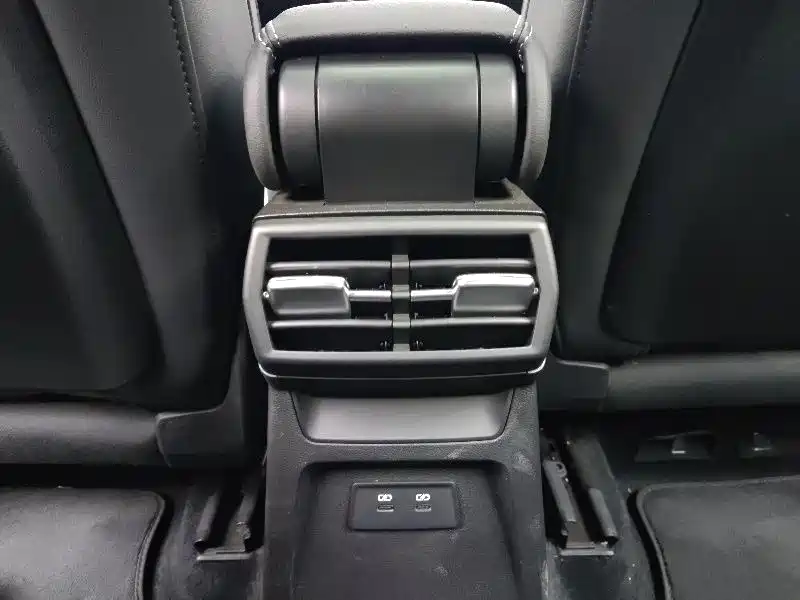 Audi A3 2023 — фото 14