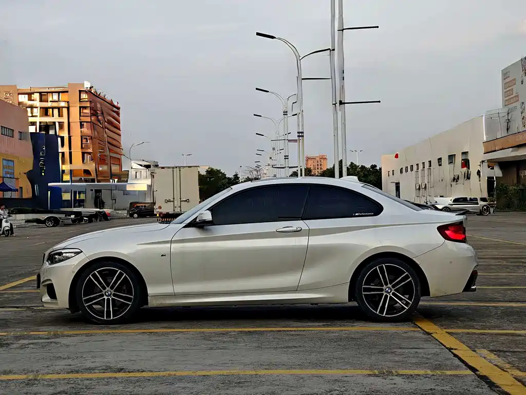 BMW 2 Series 2021 — фото 8