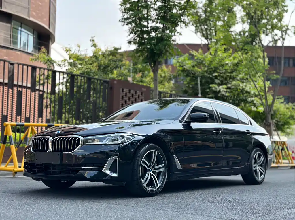 BMW 5 Series 2022