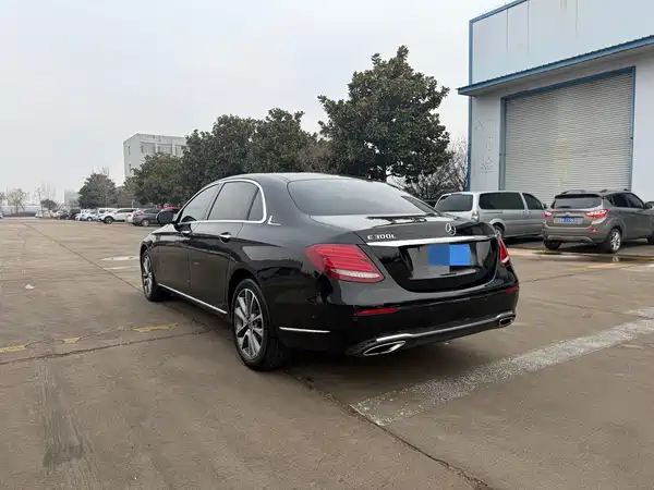 Mercedes-Benz E-Class 2016