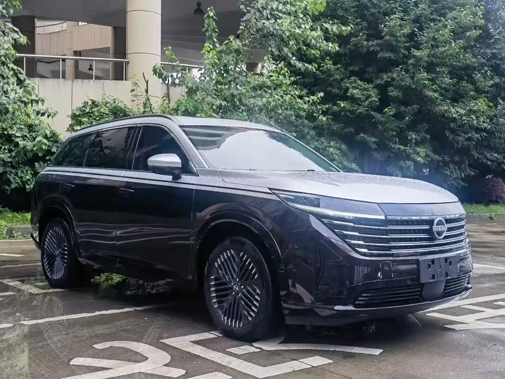 Nissan Teramont 2024