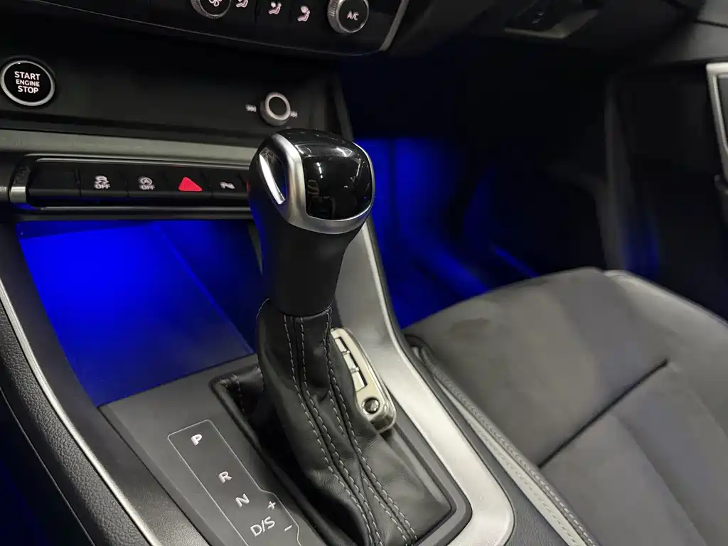 Audi Q3 2022 — фото 18
