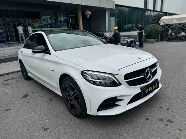 Mercedes-Benz C-Class 2021
