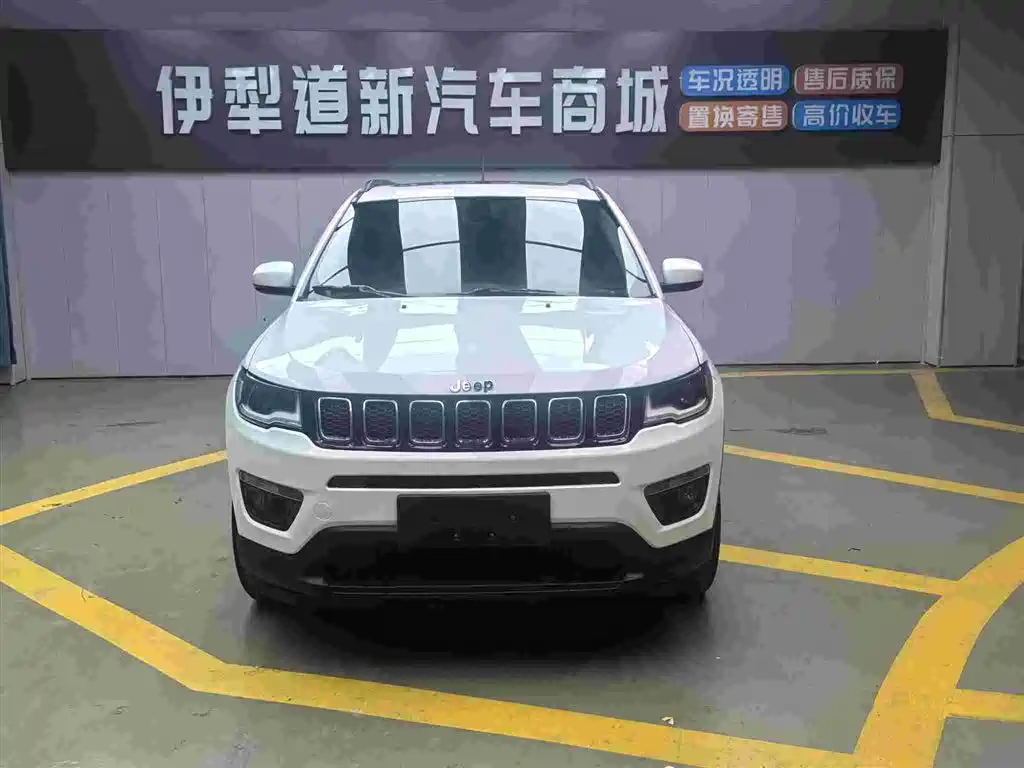 Jeep Compass 2018 — фото 2