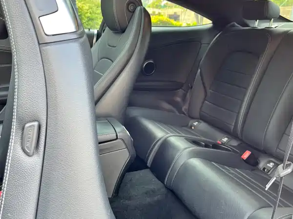 Mercedes-Benz C-Class 2019