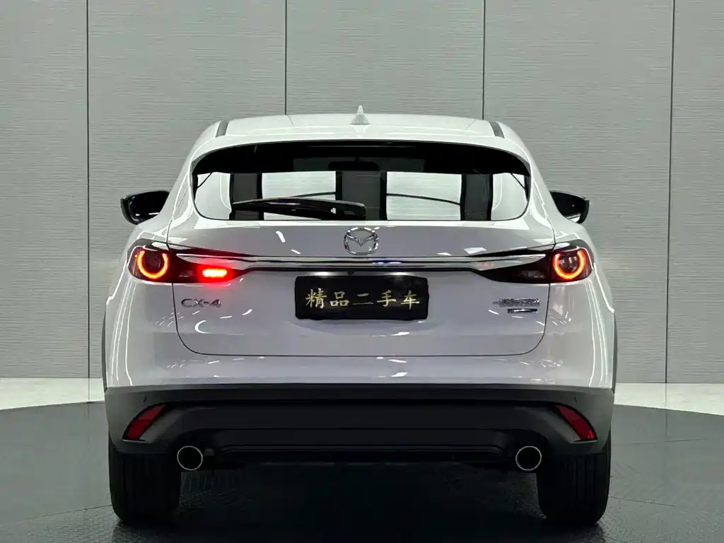 Mazda CX-4 2023 — фото 4