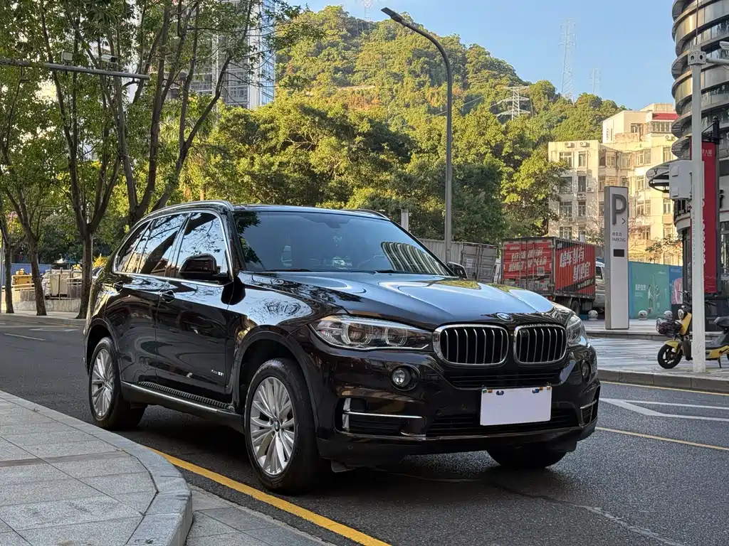 BMW X5 2017 — фото 2