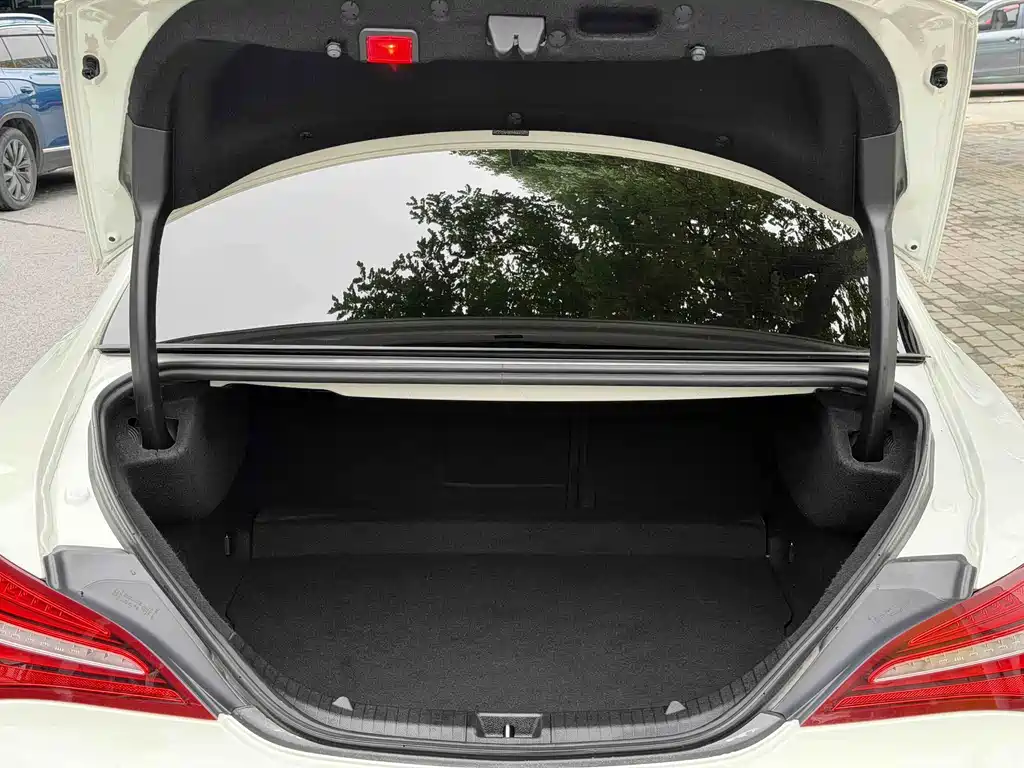 Mercedes-Benz CLA 2016 — фото 13