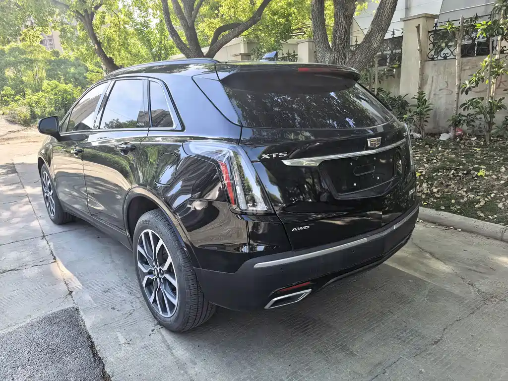 Cadillac XT5 2020 — фото 10