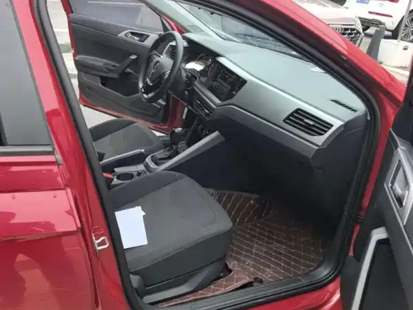 Volkswagen Polo 2021