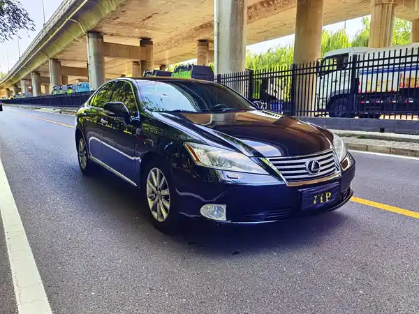 Lexus ES 2010