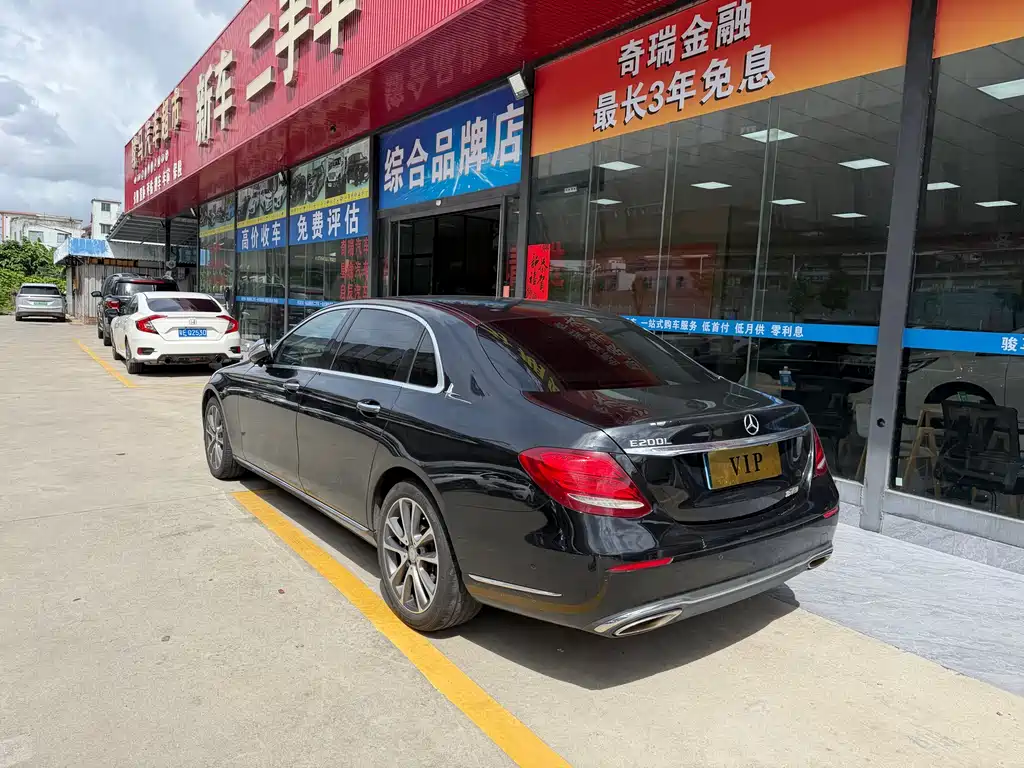 Mercedes-Benz E-Class 2016
