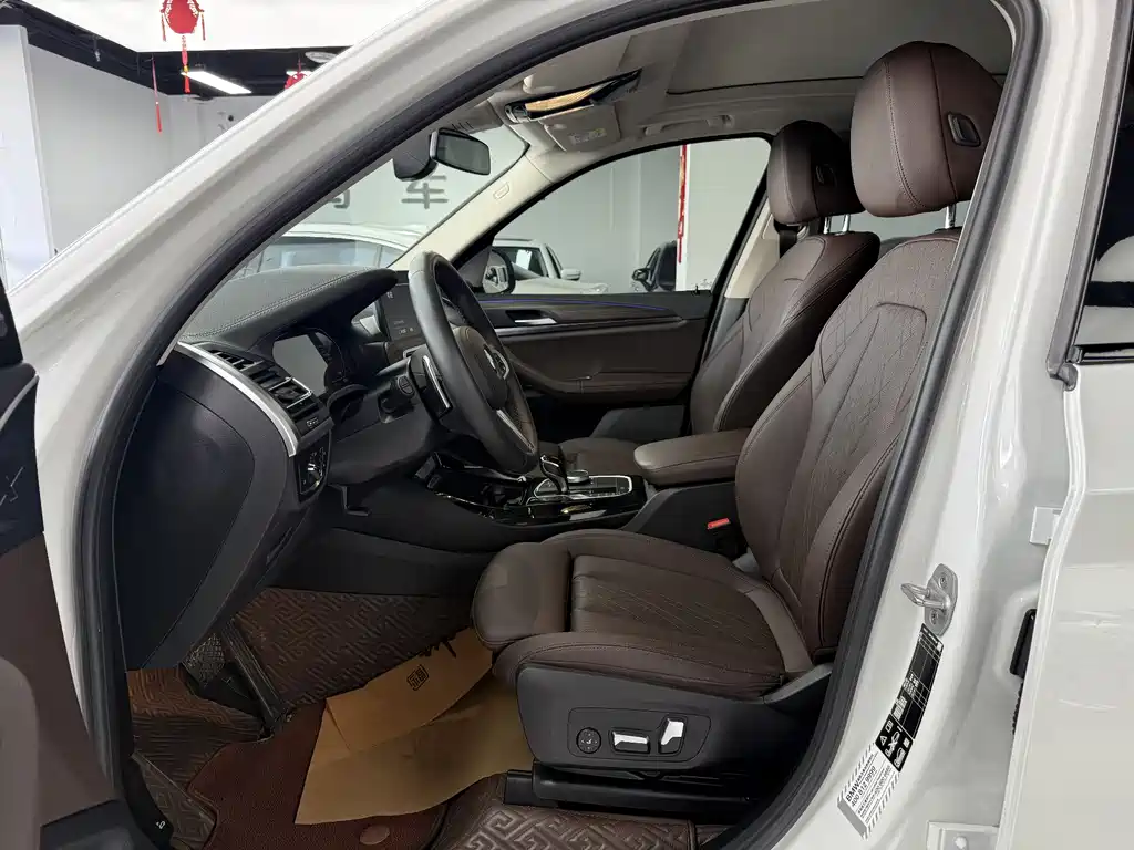BMW X3 2022 — фото 11