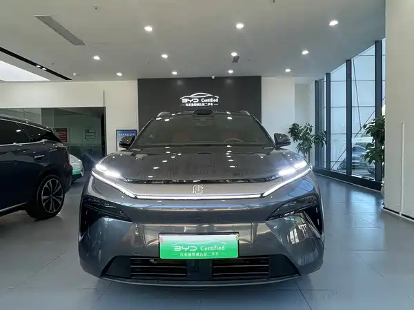 BYD Tang L 2025