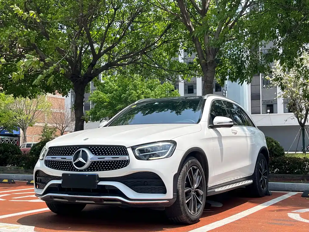 Mercedes-Benz GLC 2021 — фото 1