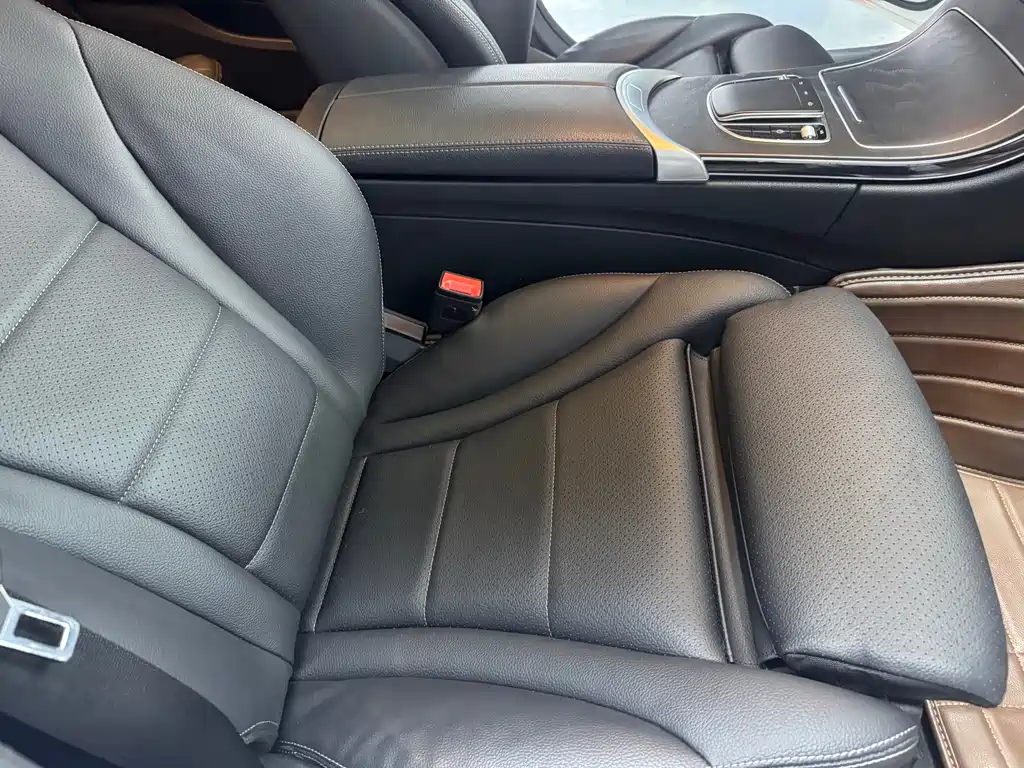 Mercedes-Benz C-Class 2019 — фото 15