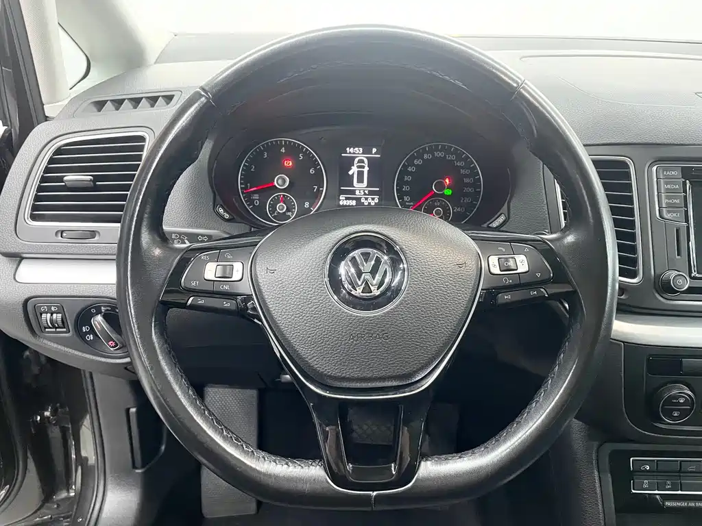 Volkswagen Sharan 2020 — фото 10