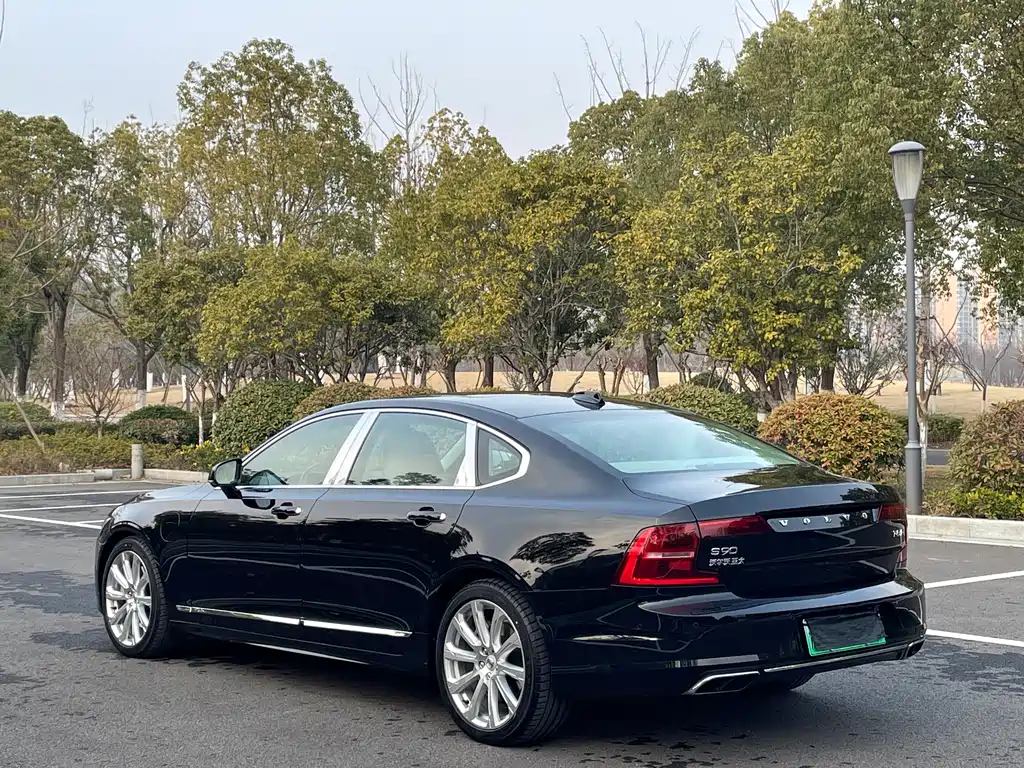 Volvo S90 PHEV 2018 — фото 5