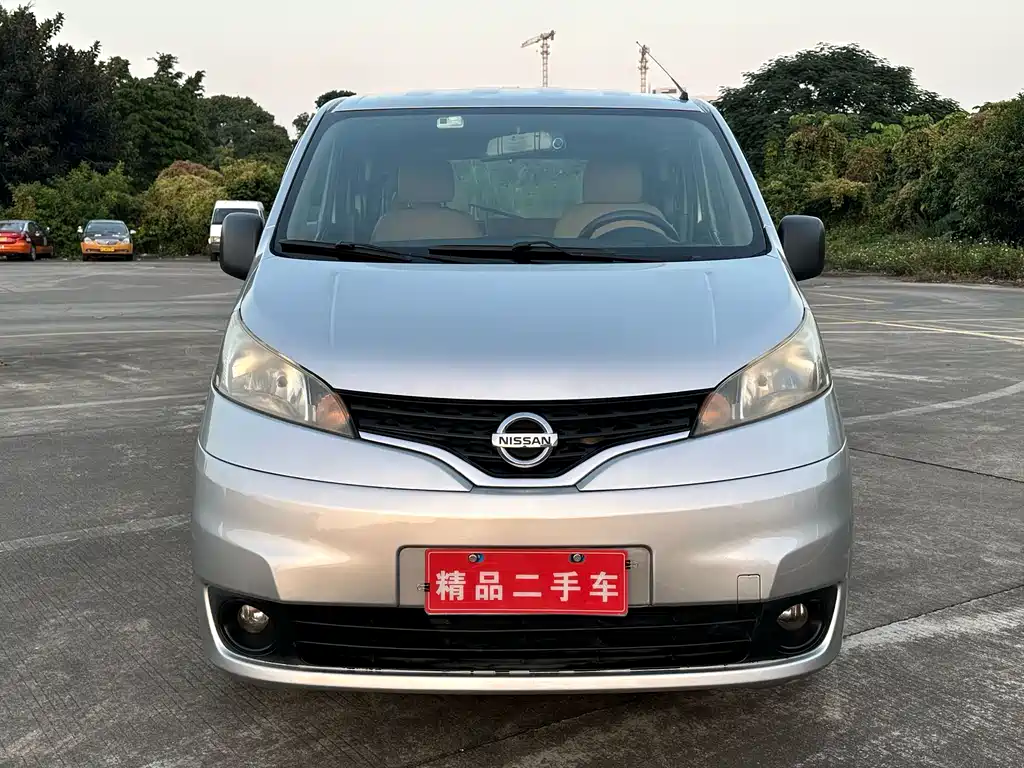 Nissan NV200 2013 — фото 2