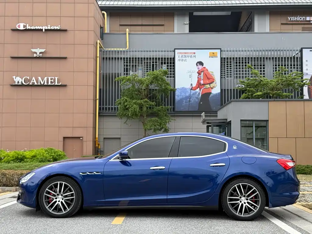 Maserati Ghibli 2018 — фото 8
