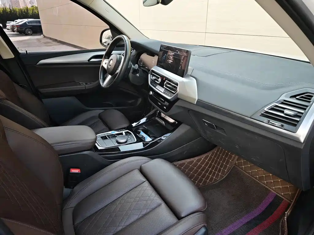 BMW iX3 2024 — фото 16