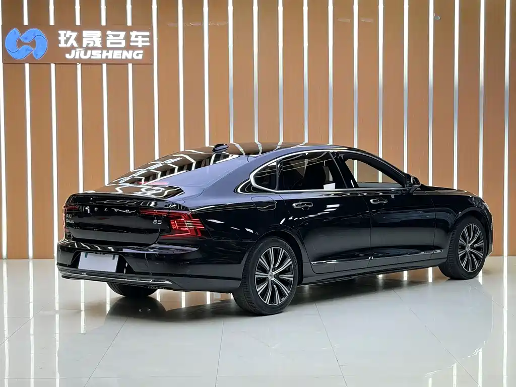 Volvo S90 2021 — фото 9