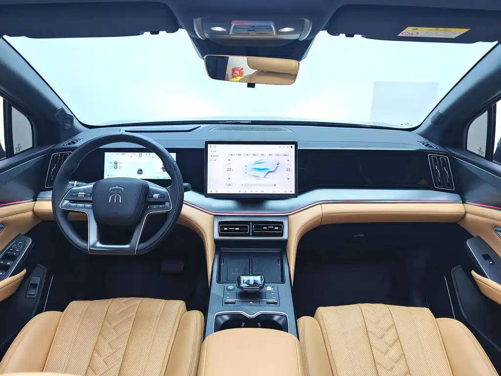 BYD L DM-i 2024 — фото 15