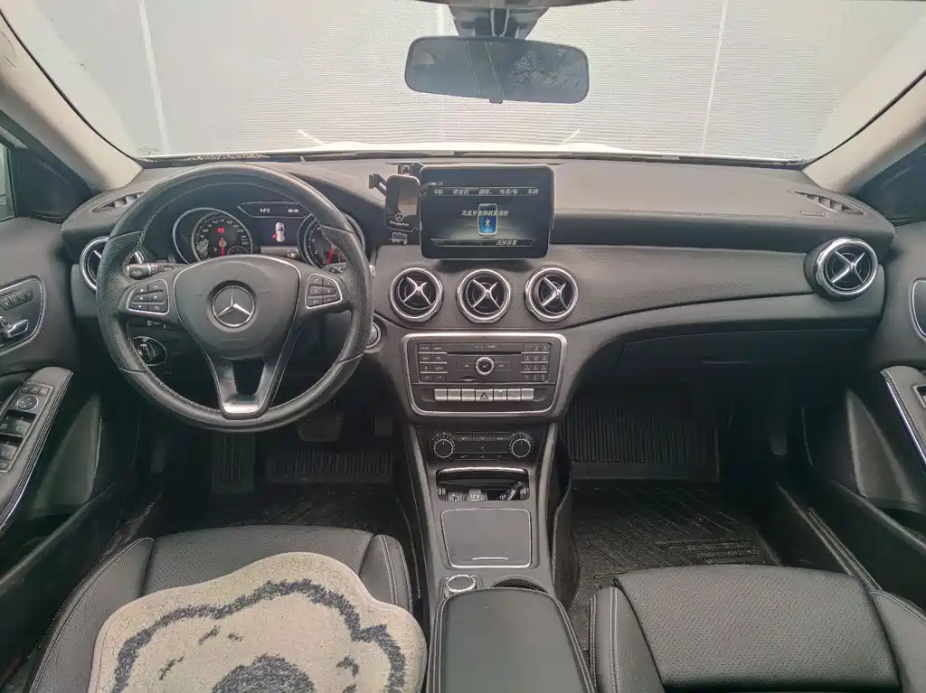 Mercedes-Benz GLA 2017 — фото 9