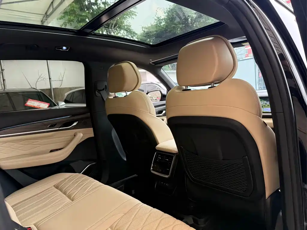 Geely Xingyue L 2025 — фото 16