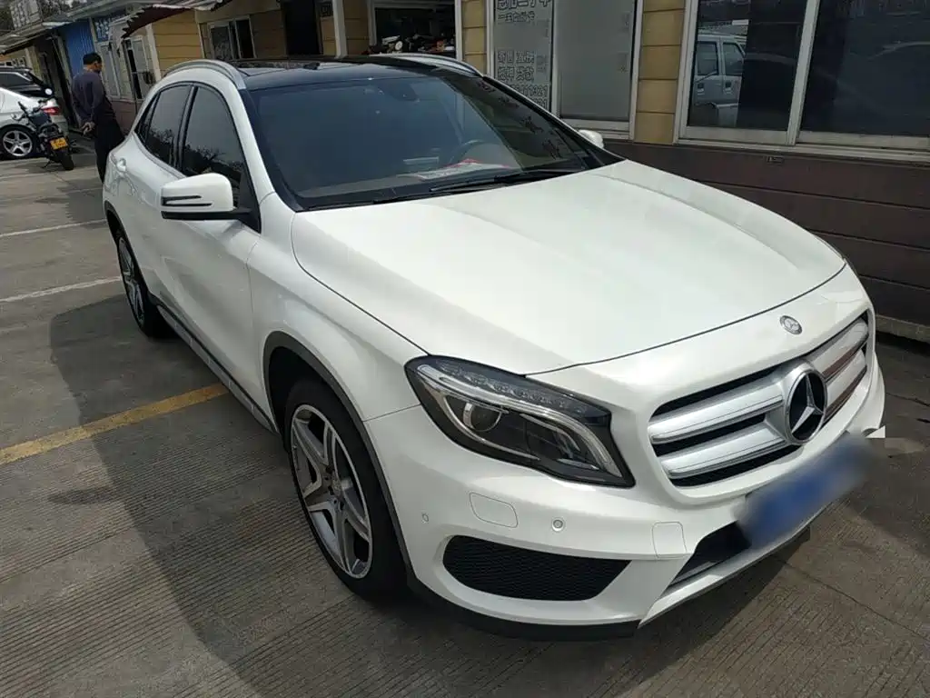 Mercedes-Benz GLA 2015 — фото 4