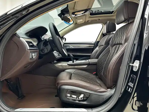 BMW 7 Series 2020