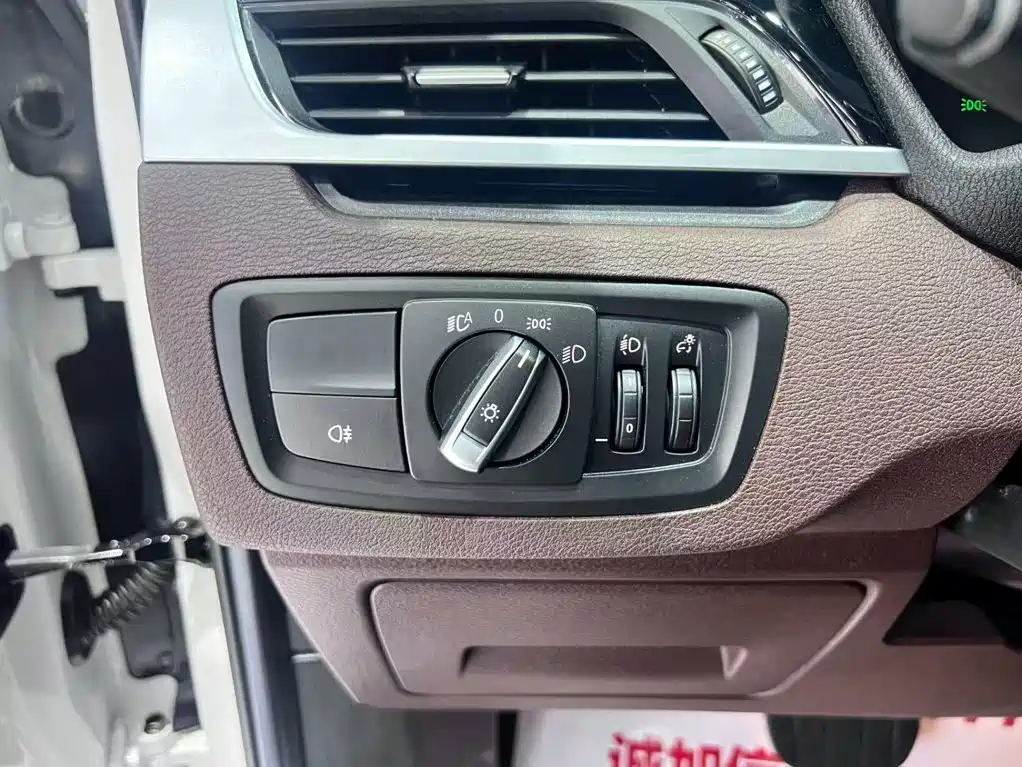 BMW X1 2022 — фото 17
