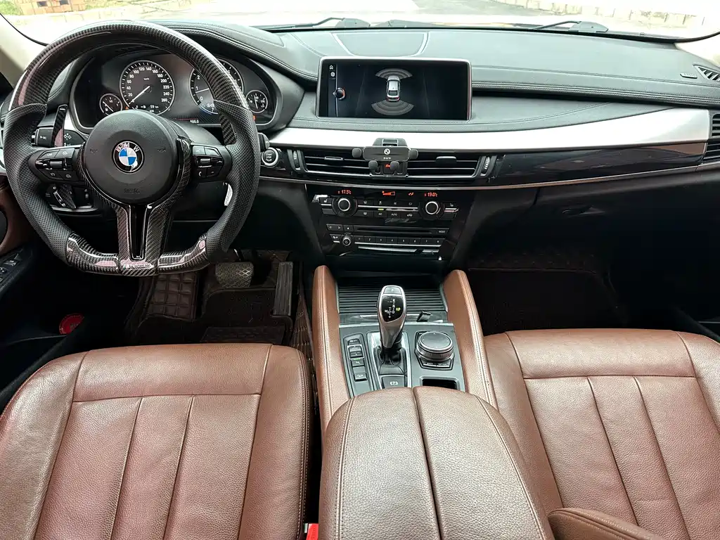 BMW X6 2017 — фото 9