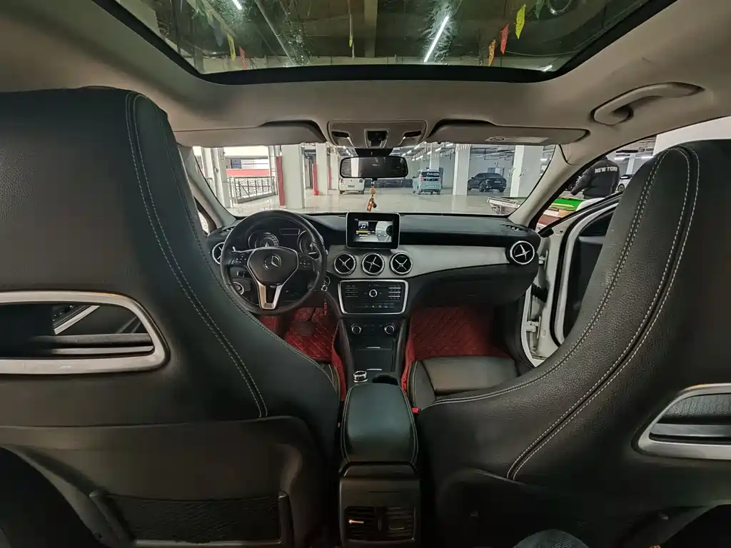 Mercedes-Benz GLA 2016 — фото 15