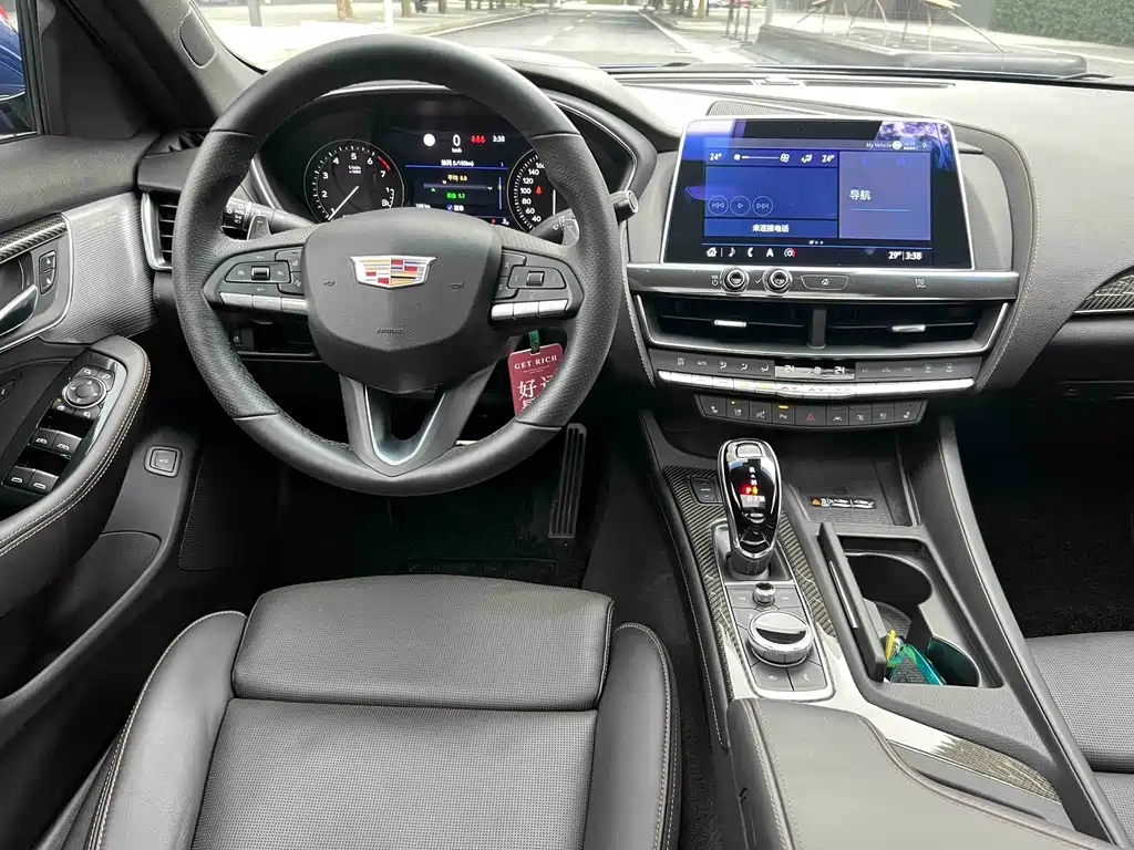 Cadillac CT5 2021 — фото 16