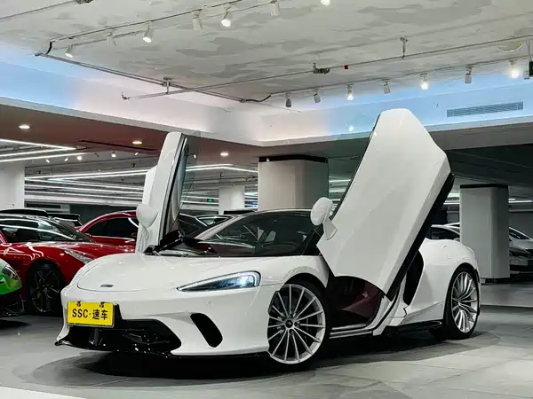 McLaren GT 2023