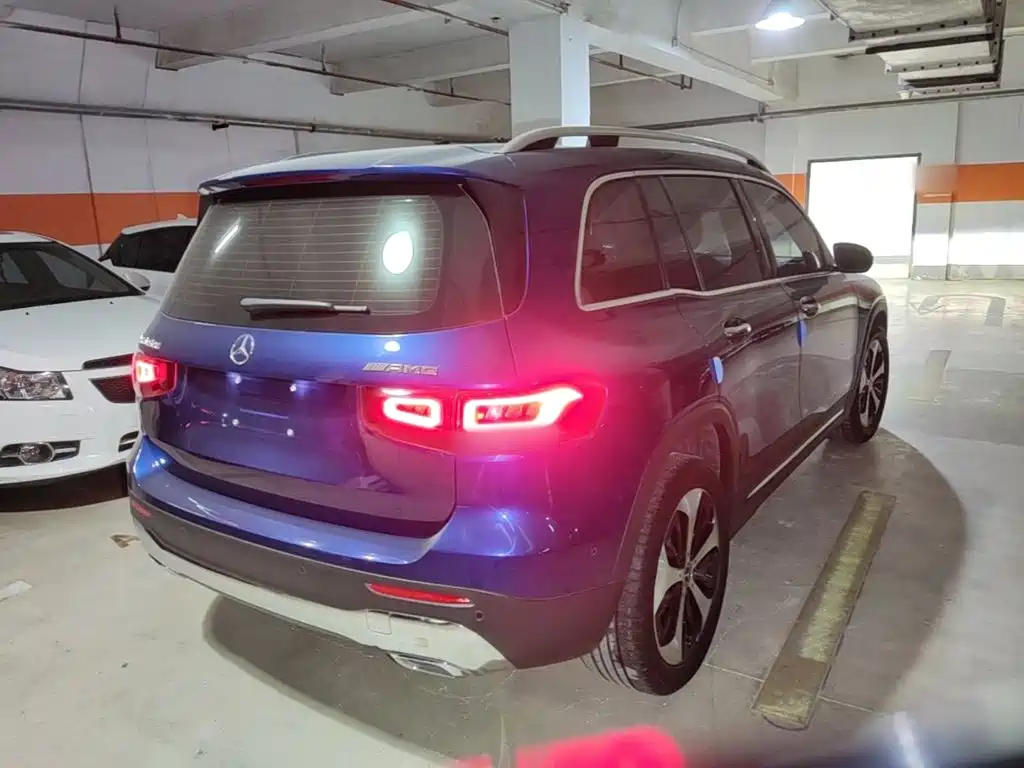 Mercedes-Benz GLB 2021