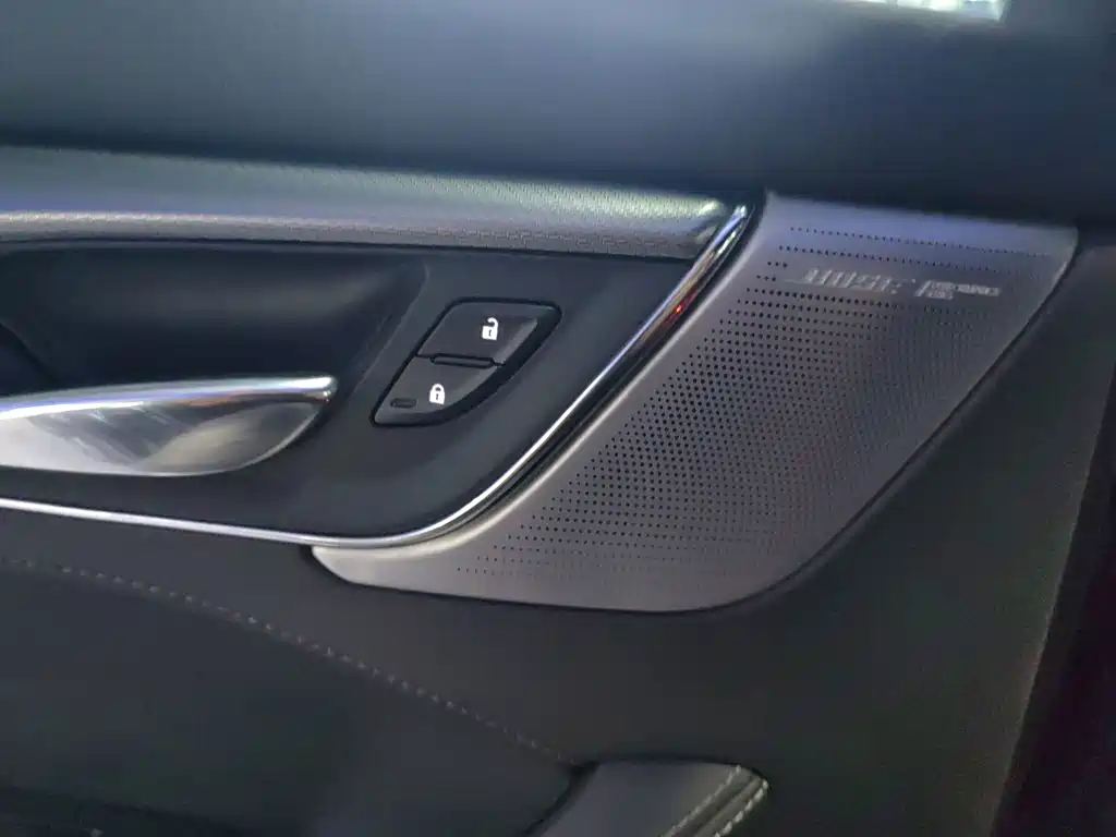 Cadillac CT5 2021 — фото 2
