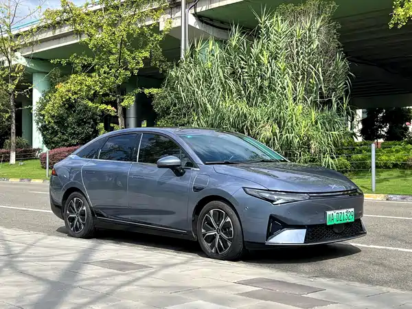 XPeng P5 2022