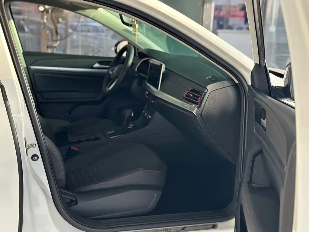 Volkswagen Lavida 2022