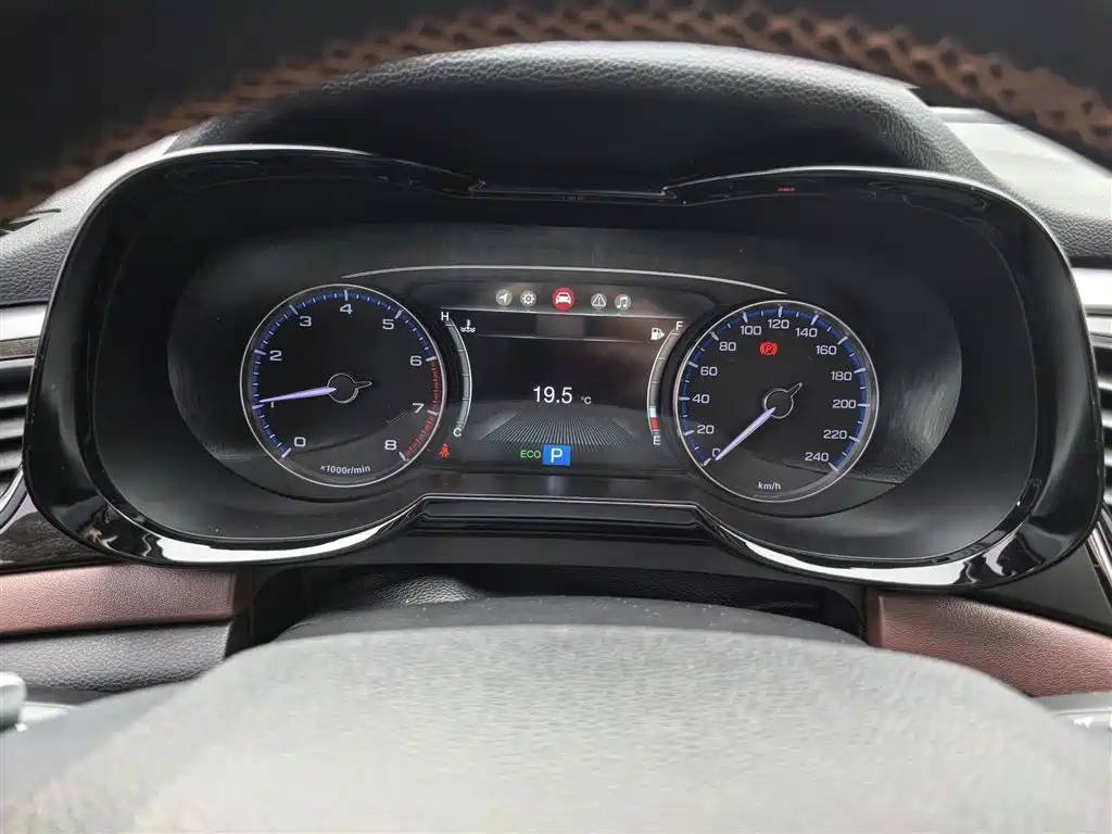 GAC Motor Trumpchi GS8 2019 — фото 16