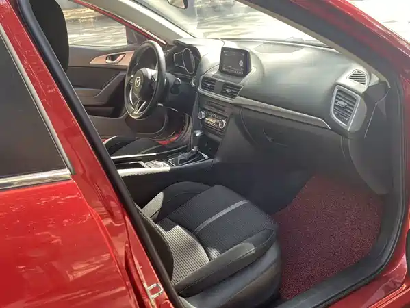 Mazda 3 Axela 2020