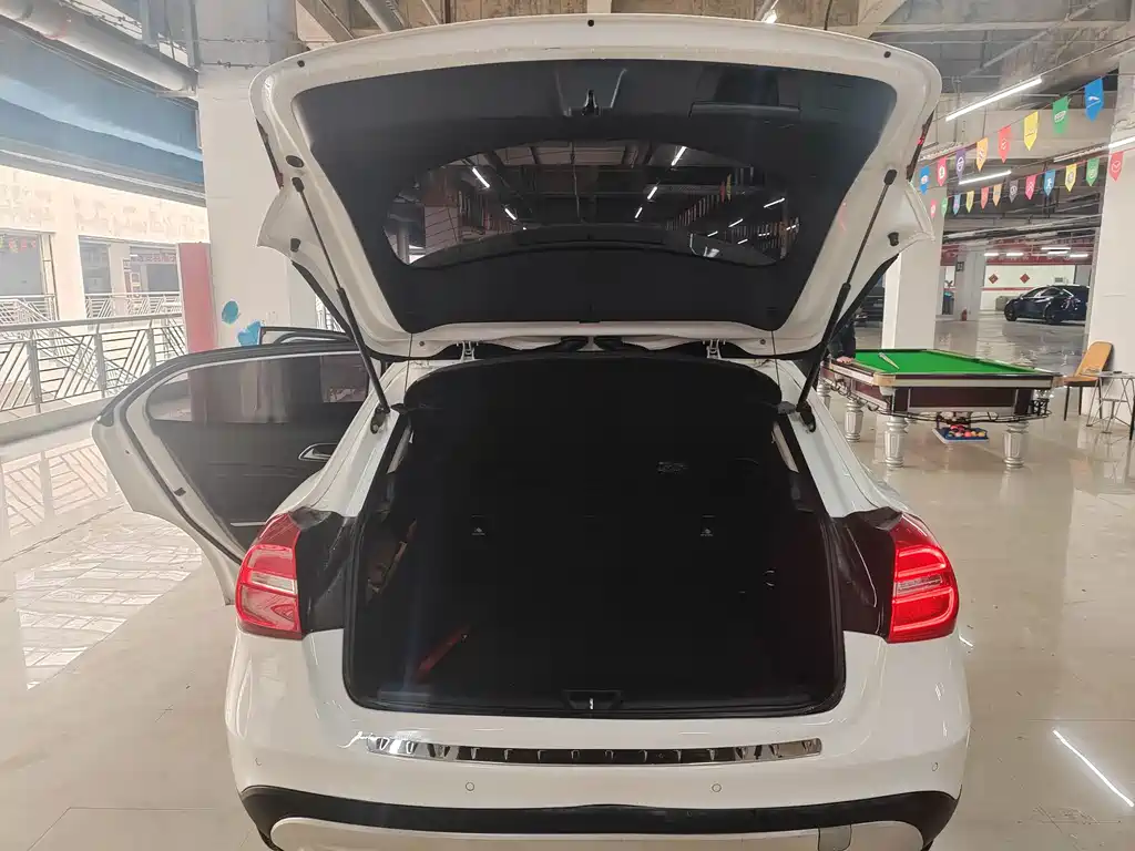 Mercedes-Benz GLA 2016 — фото 16