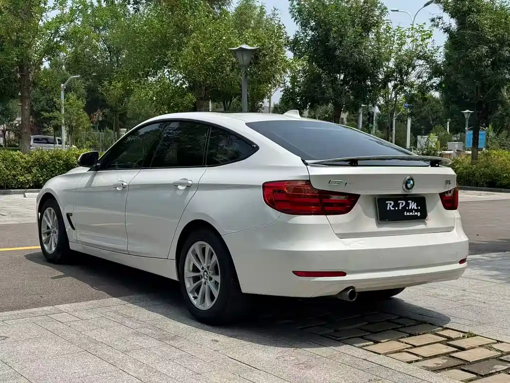 BMW 3 Series GT 2016
