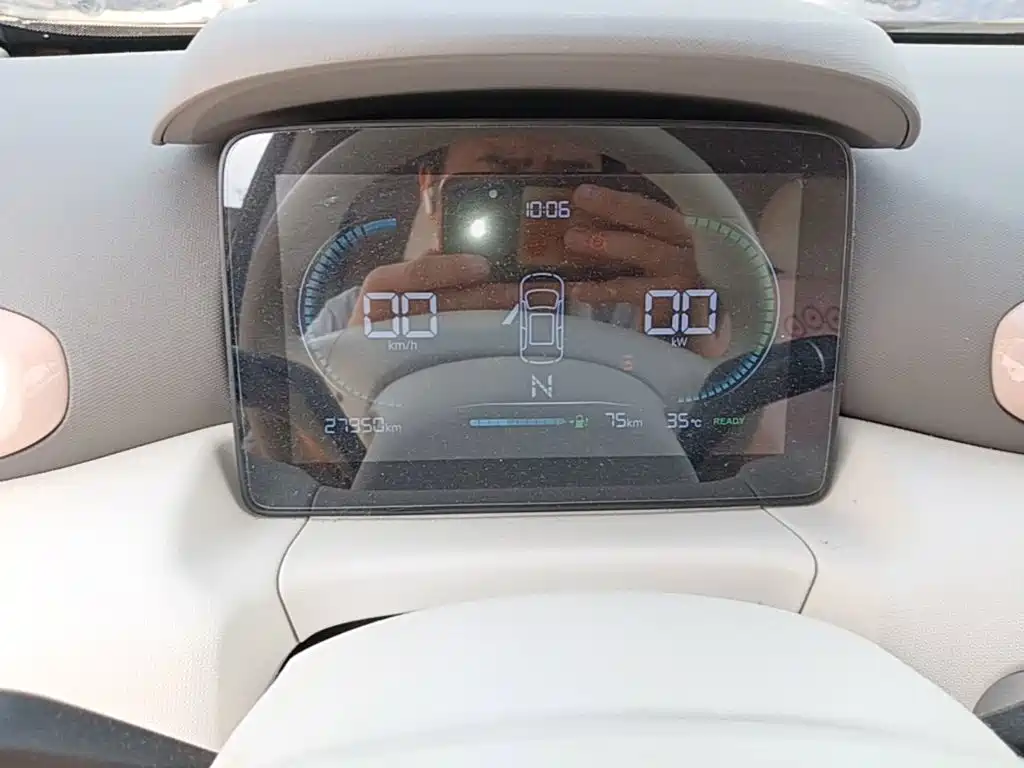Leapmotor Zero Running T03 2023 — фото 12