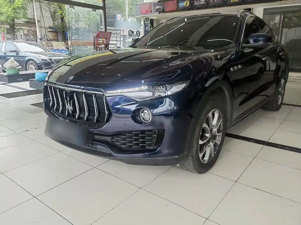 Maserati Levante 2017 — фото 1