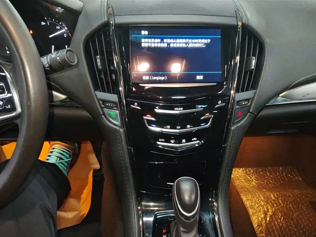 Cadillac ATS-L 2019 — фото 13